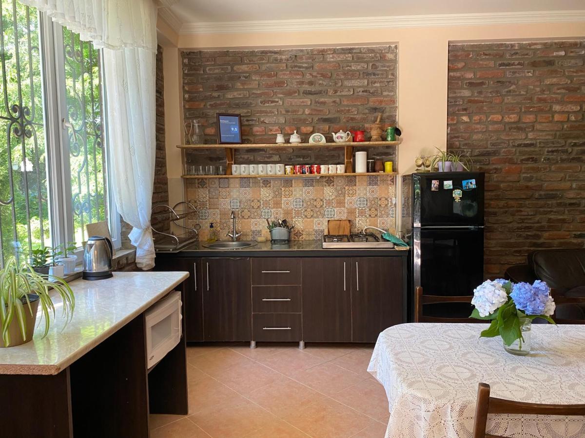 Guest House Shekvetili Ngoại thất bức ảnh