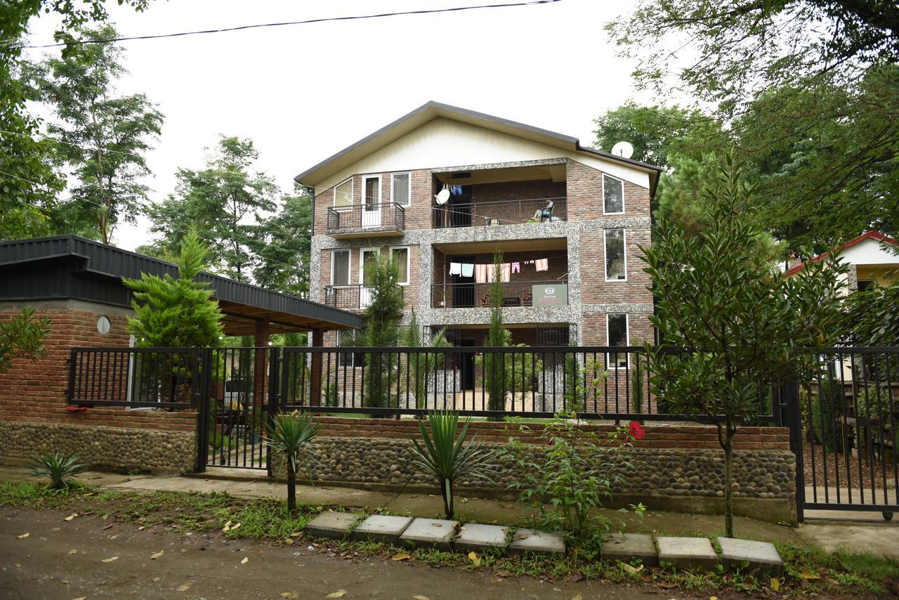Guest House Shekvetili Ngoại thất bức ảnh
