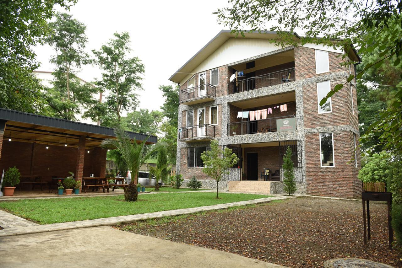 Guest House Shekvetili Ngoại thất bức ảnh